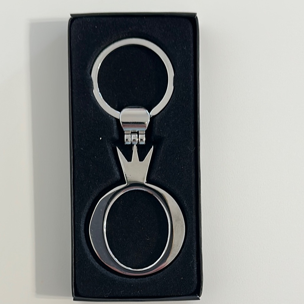 Pandora Silver Crown Keychain NIB